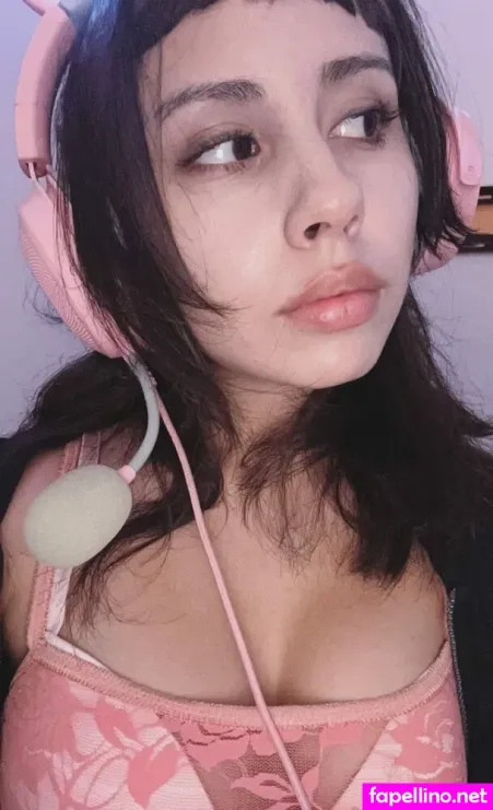 Wnabead0red 1 OnlyFans Thumbnail #UTUfLbzihN