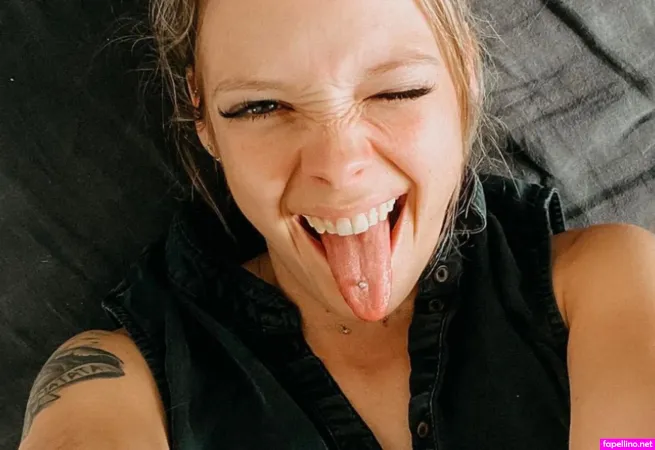 Wnsche Anne OnlyFans Thumbnail #zfGwhQ4YvC