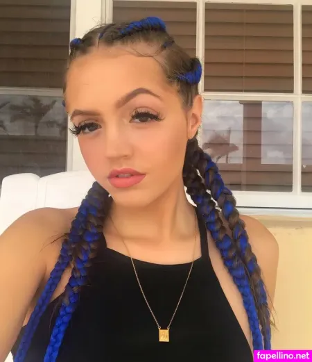 Woah Vicky 6 OnlyFans Thumbnail #AO0r3fHEx6