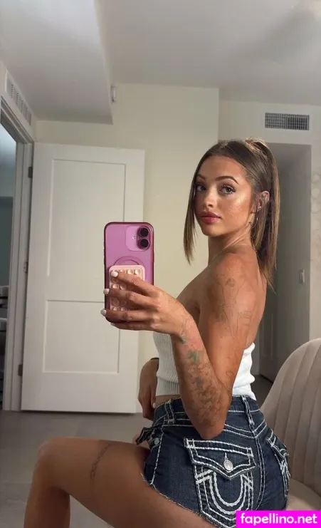 Woah Vicky 6 OnlyFans Thumbnail #s3lUB5eKNg