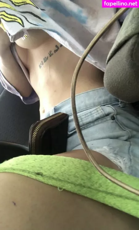 Woahitsraven OnlyFans Thumbnail #9MZgMPPELb