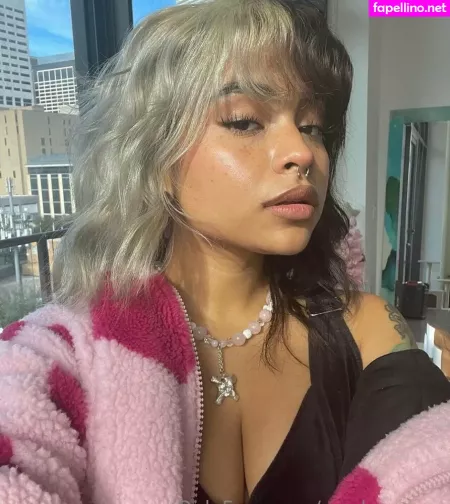 Woahsammy OnlyFans Thumbnail #B1ebz5ppRb