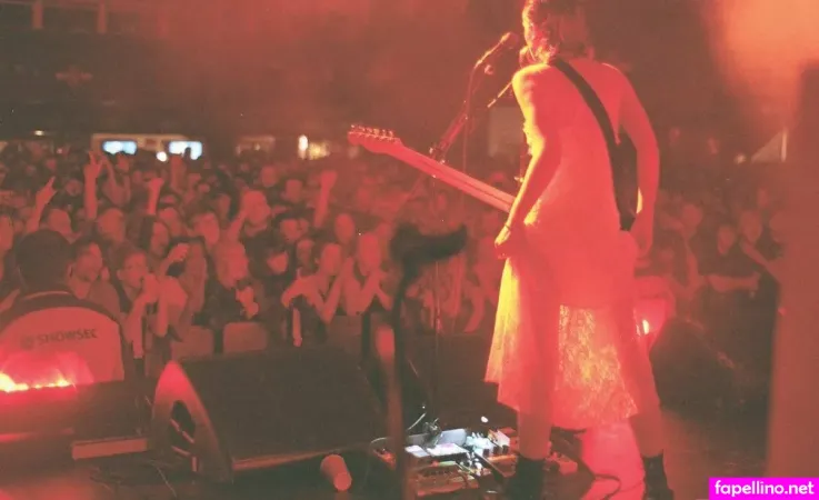 Wolf Alice OnlyFans Thumbnail #6M9wRYur2c