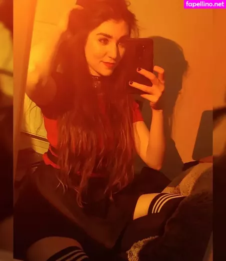 Wolfabelle OnlyFans Thumbnail #yBkG7i5kc2