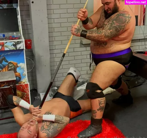 Wolfcockchubs OnlyFans Thumbnail #0NZIn5aZZ6