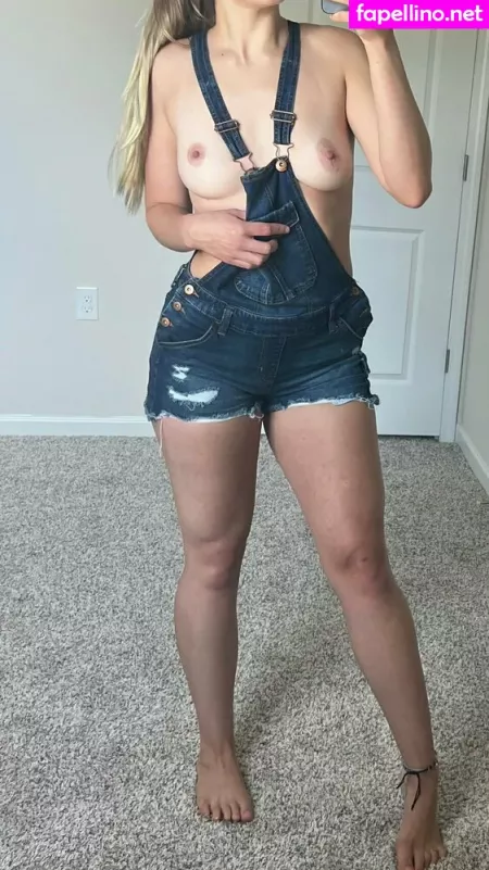 Wolfgirlanon OnlyFans Thumbnail #7Bc1seLhoF