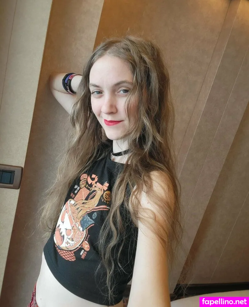 wolfie_girl_17tease Nude Leaked OnlyFans Photo #8PECsK2ON7