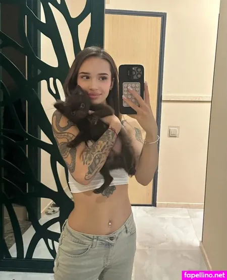 Wolfierisk OnlyFans Thumbnail #a93BREJ5XO