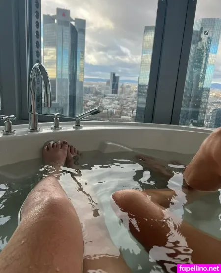 Wolfisking OnlyFans Thumbnail #67O2zxIpHM