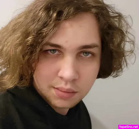 Wolflove Main Profile Photo