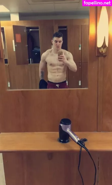 Wolfuncensored OnlyFans Thumbnail #XHbH8bBf3t