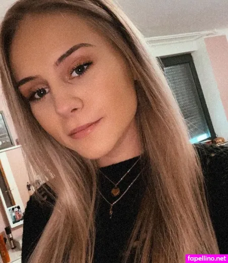 Wollnys OnlyFans Thumbnail #1wACOLk18u