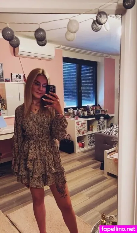 Wollnys OnlyFans Thumbnail #77gAaMJ2k5