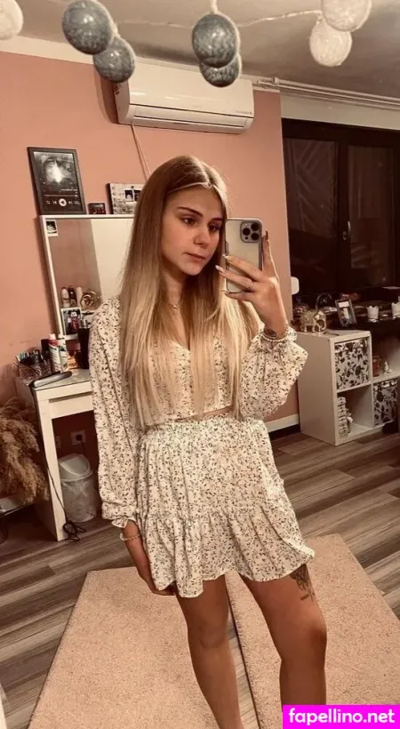 Wollnys OnlyFans Thumbnail #UCtO0F94oU