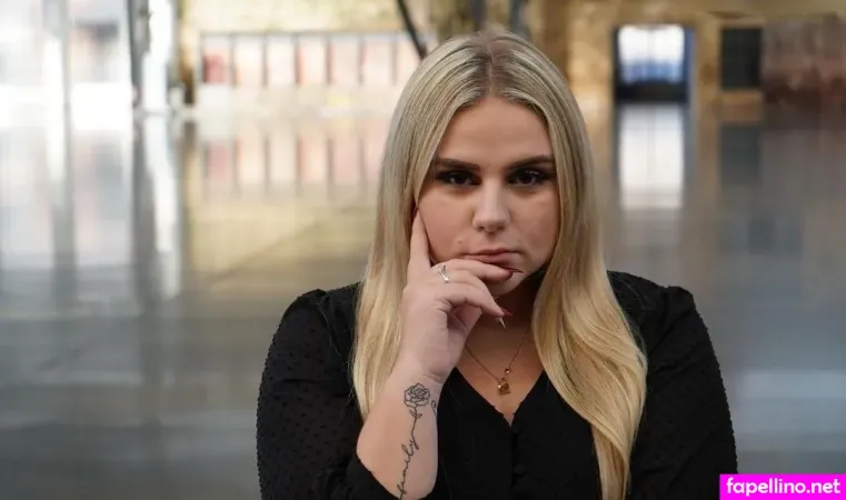 Wollnys OnlyFans Thumbnail #gS5xBiinm1