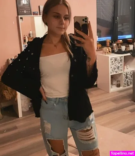 Wollnys OnlyFans Thumbnail #xcW3xww18f