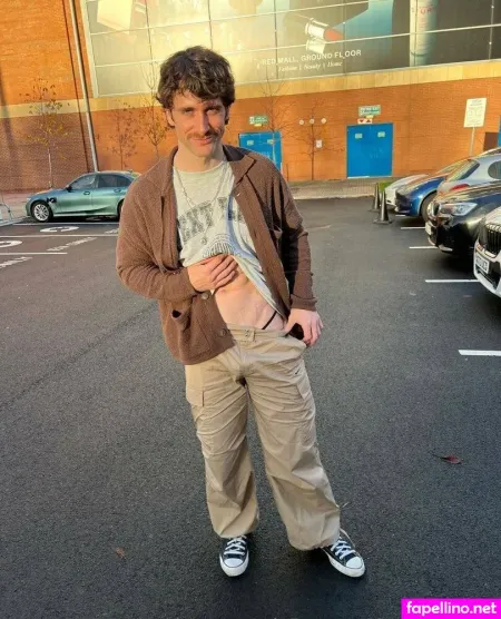 Wolver Peen OnlyFans Thumbnail #7sCOFznJrV