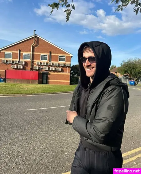 Wolver Peen OnlyFans Thumbnail #ERxt1m1rAb