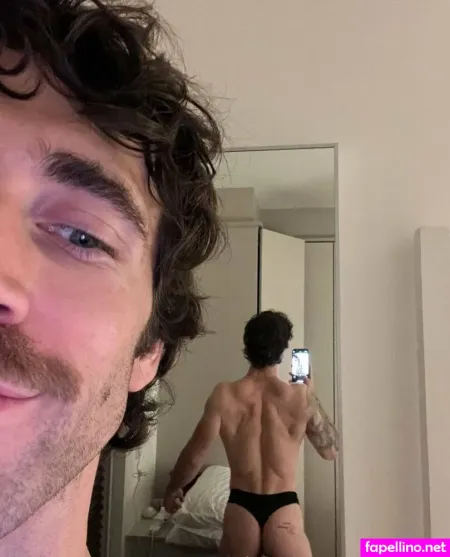 Wolver Peen OnlyFans Thumbnail #I7qER9NC46