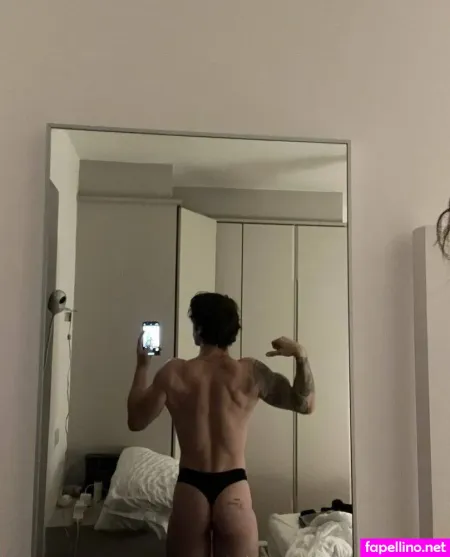 Wolver Peen OnlyFans Thumbnail #rUykG4nwND