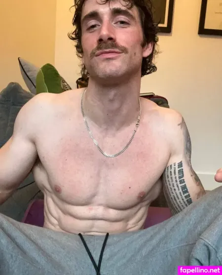 Wolver Peen OnlyFans Thumbnail #xVVCibIdoF