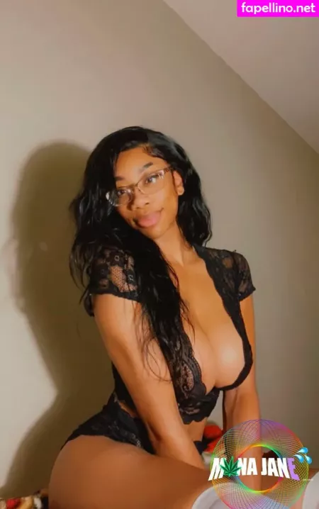Womanflo OnlyFans Thumbnail #gUTOxyWgBF