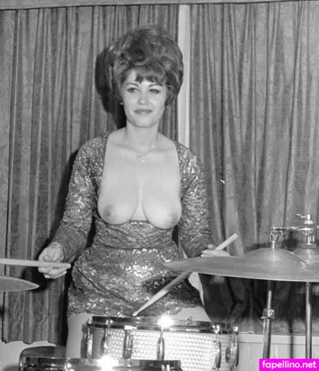 Women In Music OnlyFans Thumbnail #aQ1hdWH9Mu