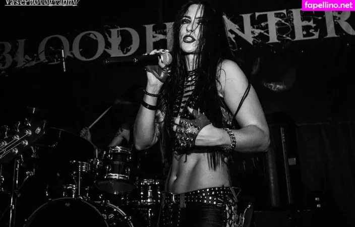 Womenmetal OnlyFans Thumbnail #0XMUwFFkSk