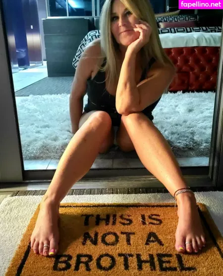 Wonderfeetwoman OnlyFans Thumbnail #5JRyTxLoC5