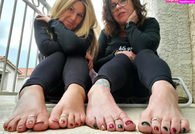 Wonderfeetwoman OnlyFans Thumbnail #C5qsGDgRil
