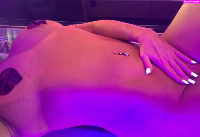Wonderfeetwoman OnlyFans Thumbnail #dEaFHOHutU