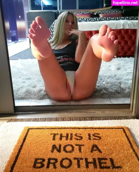 Wonderfeetwoman OnlyFans Thumbnail #oh6nQbcIWj
