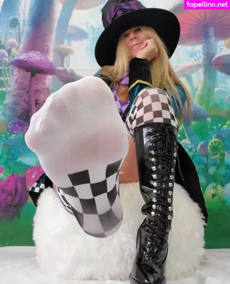 Wonderfeetwoman OnlyFans Thumbnail #zOcd9THSPO