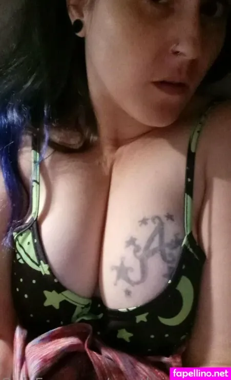 Wonthriewuntwo OnlyFans Thumbnail #B2w03xfkIU