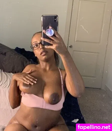 Woochiewobbler OnlyFans Thumbnail #wOI5kTKlt2