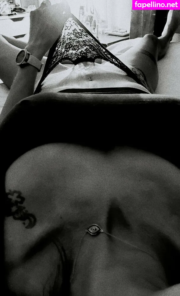 thewoodsmanswife01, woodsman-wife Nude Leaked OnlyFans Photo #7rSAnZy5Lf