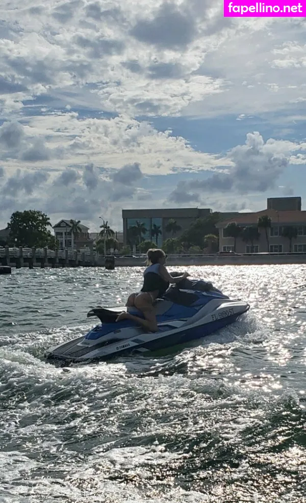 thewoodsmanswife01, woodsman-wife Nude Leaked OnlyFans Photo #8IlZTMX38Q