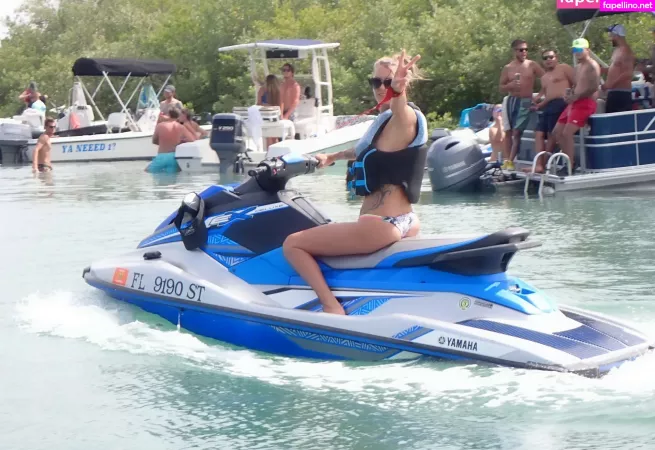 Woodsman Wife OnlyFans Thumbnail #AxTizDfQ4x