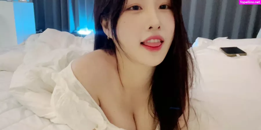 Woohankyung OnlyFans Thumbnail #U9peTYaWjB