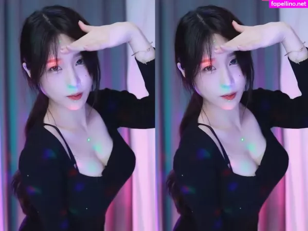 Woohankyung OnlyFans Thumbnail #qC0hfZliG7