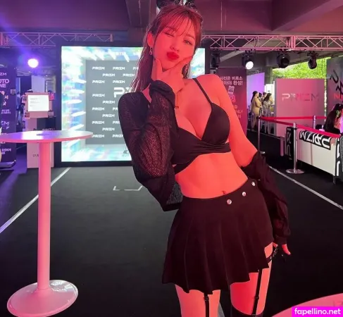 Woohyeon OnlyFans Thumbnail #7EIMf4mDFp