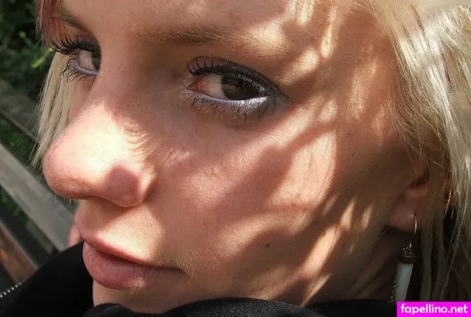 Worldoffeet OnlyFans Thumbnail #c0IjdrXZKA