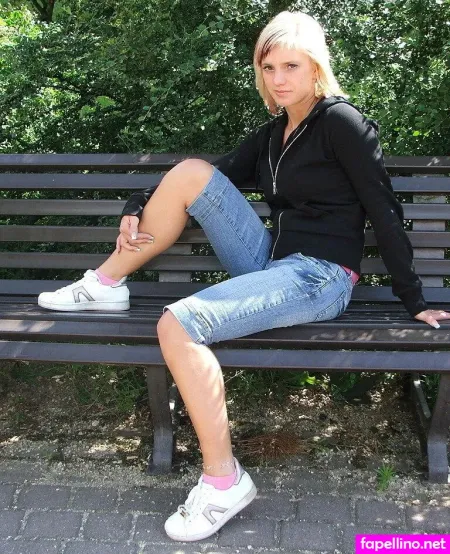 Worldoffeet OnlyFans Thumbnail #iP6FuC3dF9