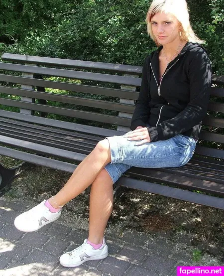 Worldoffeet OnlyFans Thumbnail #w7Wd0s3bcV