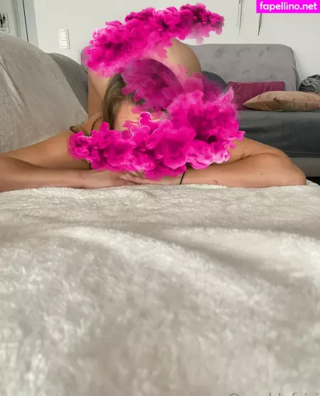 Worldofvivi OnlyFans Thumbnail #5JValmzX9Q