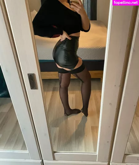 Worldofvivi OnlyFans Thumbnail #rBQ6lj4qdS