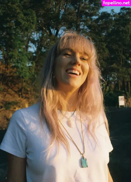 Worldwithinher OnlyFans Thumbnail #KyhtRVDsgQ