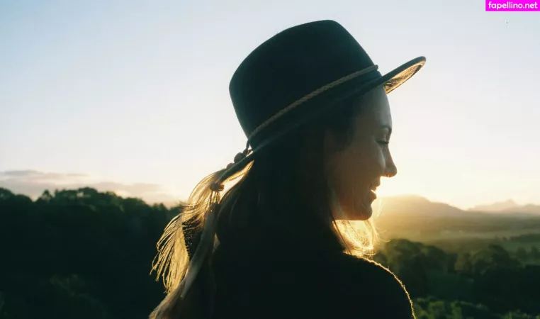 Worldwithinher OnlyFans Thumbnail #nYADzhaOJ4