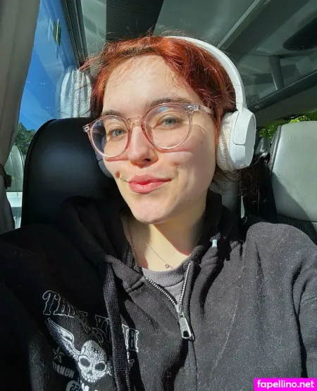 Wowkaroliine OnlyFans Thumbnail #LMcKfZYI3K