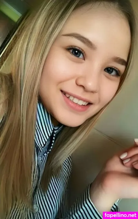 Wowkaroline OnlyFans Thumbnail #XnRfYEZa1m